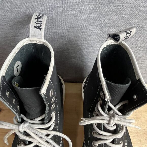 Dr. Martens High Top Air Wair Sneakers Size 7 Men Or 8 Women - Picture 5 of 16
